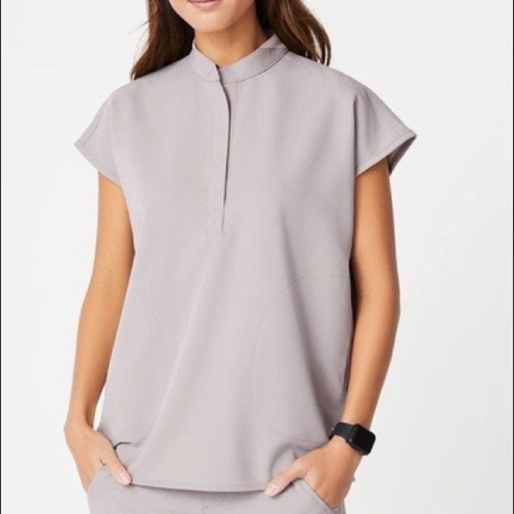 Figs Slate Gray Scrub set